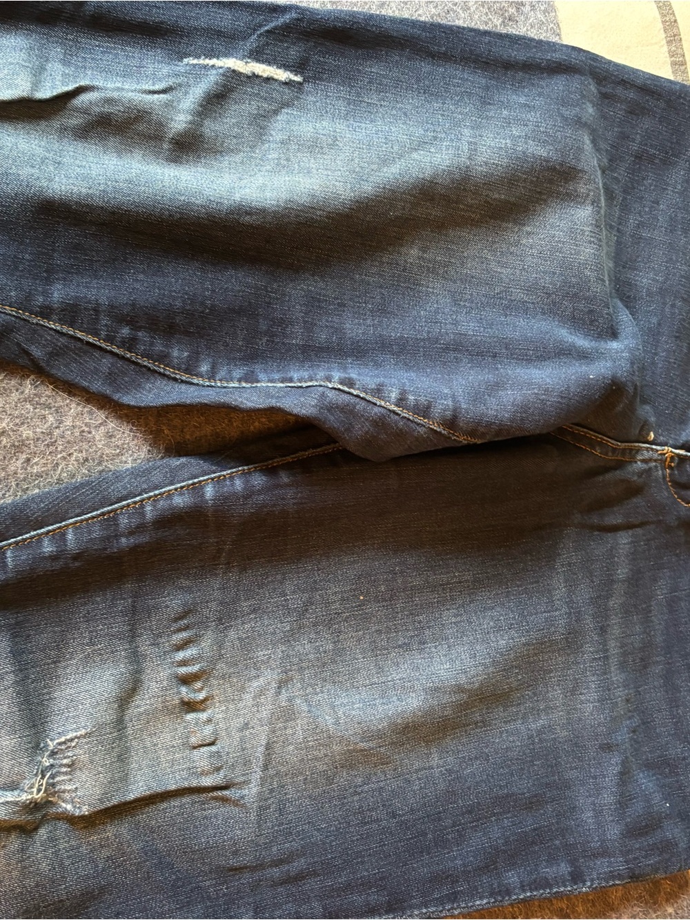 Kut from the Kloth Dark Blue Distressed Women’s Jeans